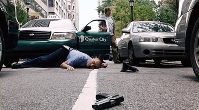 Compañeros,

En vista de las ganas de algunos (Elcafe, Wilcow, Vrakk, etc) por adivinar armas de películas 130