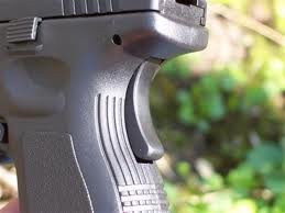 Me gustan mucho la XDM, por eso he pensado en poneros una fotos de esta nueva serie:

Specifications 	
Caliber 10