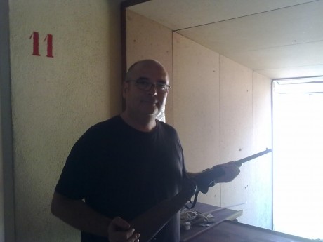  Ya que diversos foreros me han solicitado reabrir aquel viejo y exitoso hilo "Vernos las caras", 71