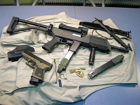 Pues eso,me gustaria comprar un subfusil 9mm semiautomatico,tipo star z70,z84,uzi,etc,.sabeis donde puedo 70