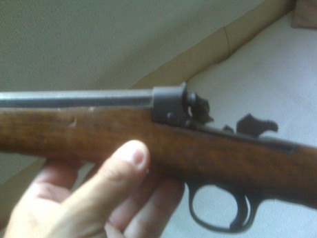 Hola a todos
A llegado a mis manos esta carabina de tamaño muy reducido y no tengo ni idea del calibre 10