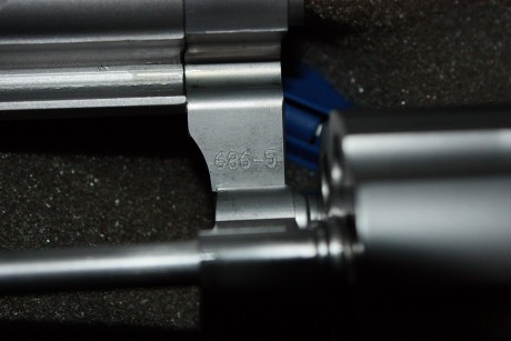 Buenas noches a todos!!!! bueno pues que necesito un poco de ayuda para identificar este revolver,todo 10