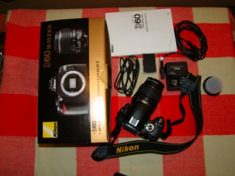 Por querer una superior vendo una Nikon D60 aún en garantía.
Cuerpo, cargador, batería, caja, instrucciones, 01