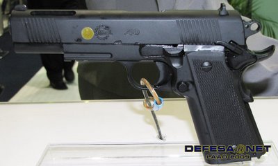 Fuente:
https://desarrolloydefensa.blogspot.com/2009/04/nuevas-pistolas-imbel-xodo.html

La empresa brasileña 00
