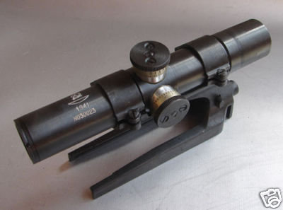 Hola.

Buscando un Dragunov SVD auténtico ruso, me he tropezado con un Tokarev SVT 40, por menos de 400 131