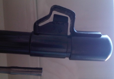 Muy buenas,

Ha caido en mis manos un Mauser Coruña en un estado excelente, sin disparar diría yo, conserva 71