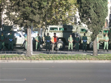 Señores como ya estamos casi en el 12 de octubre.

   FELIZ FIESTA NACIONAL.    :apla:  :apla:  :apla: 70