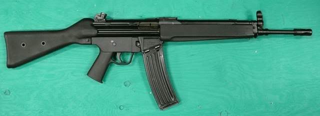 La duda, es un clon bien hecho?
https://www.vectorarms.com/shop/

Que yo sepa es mucho mas barato que 140