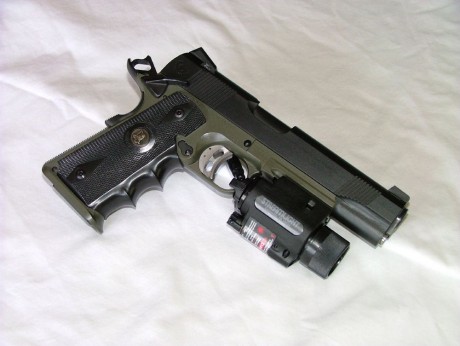 Por los mentideros de USA se comenta que el uso de la Beretta M-9 ha tenido sus ultimos dias.
Alguien 50