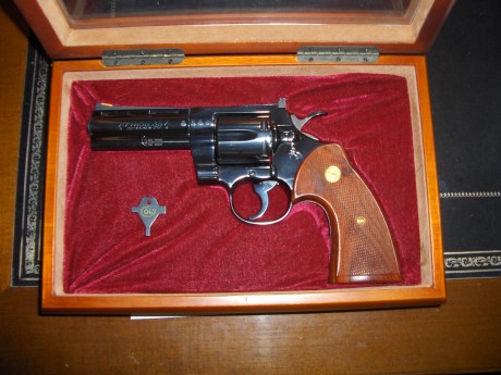 Pues si señores, he cumplido uno de mis sueños, tener un Python...lo verán una tonteria, pero cuando lo 141