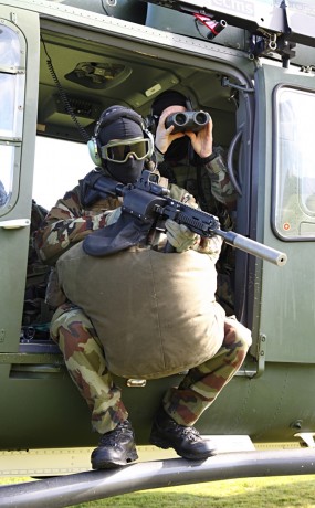 (Sniper aerial platform) es el termino en ingles para designar a un francotirador apostado en una plataforma 160