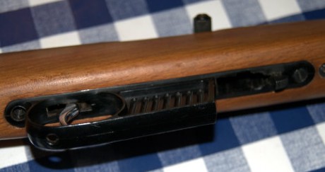 Hola compañeros el caso es que tengo una carabina  Voere Kufstein Austria-Ca.22Lr  a la cual le extravie 90