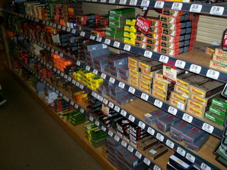 Hace un par de años estuve en USA, en Michigan, estuve en Cabelas........ 01