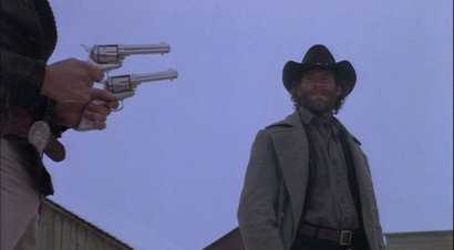 Compañeros,

En vista de las ganas de algunos (Elcafe, Wilcow, Vrakk, etc) por adivinar armas de películas 170