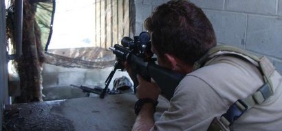 Agujeros de ratas, snipers holes, troneras o como le quieran llamar. Francotirador urbano el reto insuperable.

Un 161