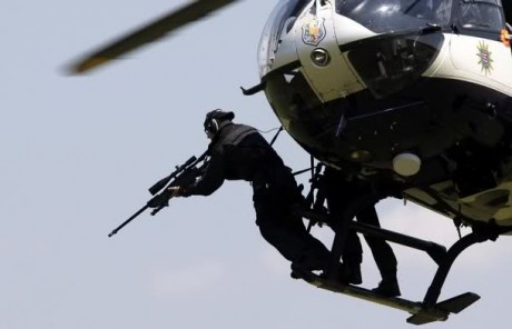 (Sniper aerial platform) es el termino en ingles para designar a un francotirador apostado en una plataforma 81