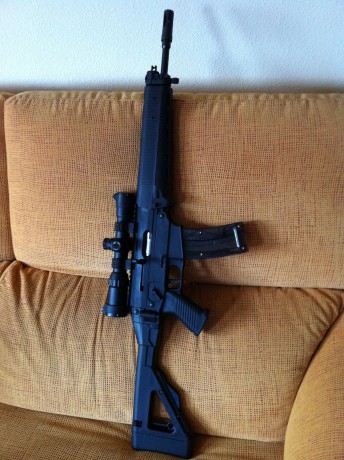Acabo de comprarme una carabina COLT M4 del 22 l.r., el modelo normal no la OPS, y estaba pensando en 20