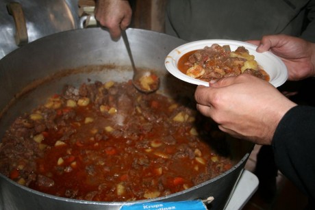   LOS ALMUERZOS DE CAZA MENOR NO CUENTAN Y LOS ABATES SIN FOTO TAMPOCO   

Voy a recordar las normas y 51