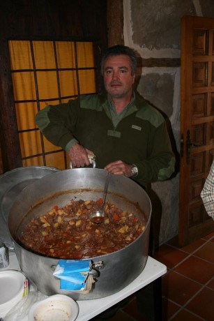   LOS ALMUERZOS DE CAZA MENOR NO CUENTAN Y LOS ABATES SIN FOTO TAMPOCO   

Voy a recordar las normas y 50