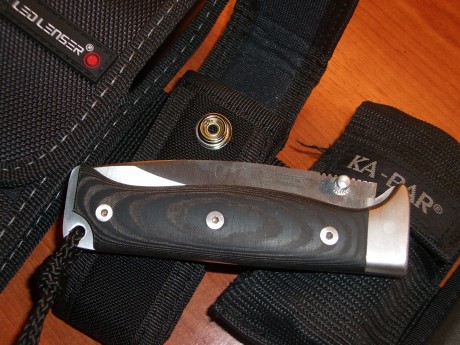 Compañeros, se me ha roto la opinel, y quiero hacerme de una navaja de hoja a partir de 9 cms en acero 40