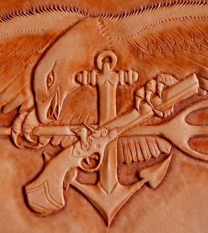 ¿Qué escopeta es la que aparece en el escudo de este batallón? Es americano, pero no es de los Marines. 00