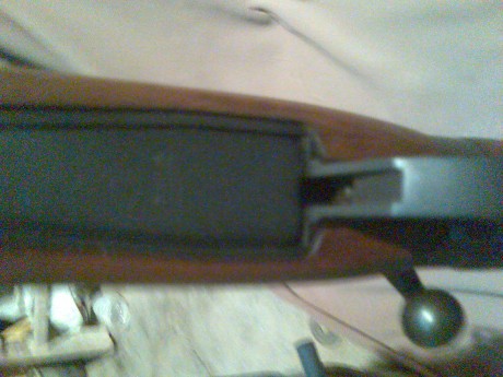 A ver si me echais una mano con la identificacion de este cacharro.

 Imagen054.jpg 

 Imagen055.jpg 

 12