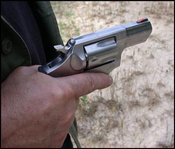 Hola, me estoy preguntando una cosa, o el revolver Ruger GP 100 es una castaña o es mejor de lo que creo, 30