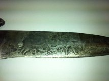 Hola, hace poco ha llegado a mis manos este cuchillo, que me podéis decir de sus orígenes, no tiene ningún 01