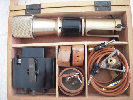 Vendo entrenador adoptado y utilizado a partir de 1.962 por el ejercito frances para practicar con  armas 01
