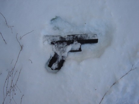 Con respeto a los forofos de Glock, este arma sí falla, la 17 inclusive. No sé cuanto menos o más que 140