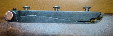 Muy buenas,

Ha caido en mis manos un Mauser Coruña en un estado excelente, sin disparar diría yo, conserva 132