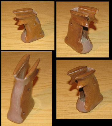 La empuñadura de serie de la Gamo Compact no es adecuada para manos pequeñas. 
Aunque a mí personalmente 02