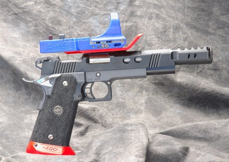 Abro el post para ver si se exponen aqui los posibles PREPARADORES... armeros... especializados en ARMAS 10