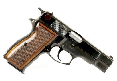 algien me puede dar su opinion sobre este arma si la conoce? es una luger m90 02