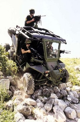 Me gustaría abrir un post sobre todo tipo de vehículos militares ligeros.

Empezare con unos clásicos:
- 22