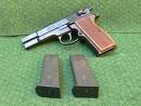 algien me puede dar su opinion sobre este arma si la conoce? es una luger m90 40