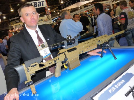 En el Shot Show, FN ha presentado un rifle de precisión de calibres intercambiables (338LM, 300WM y 308W):
 02