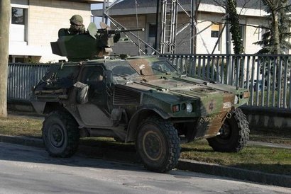 Me gustaría abrir un post sobre todo tipo de vehículos militares ligeros.

Empezare con unos clásicos:
- 170