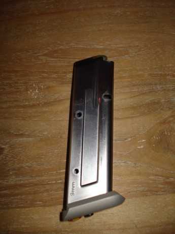 El caso es que quiero comprar el cuarto cargador para mi Stock II pero tengo una duda. Los tres que tengo 50