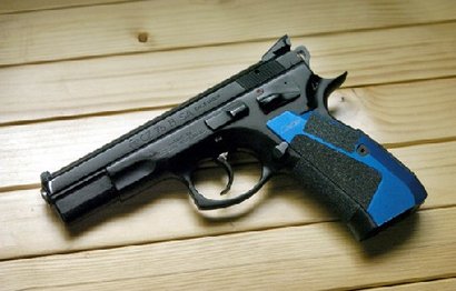 Para vosotros que 9mm es mejor de estas tres:
armscor 1911A1-FS PS NP 
taurus Model 1911SS-9 
norinco 160