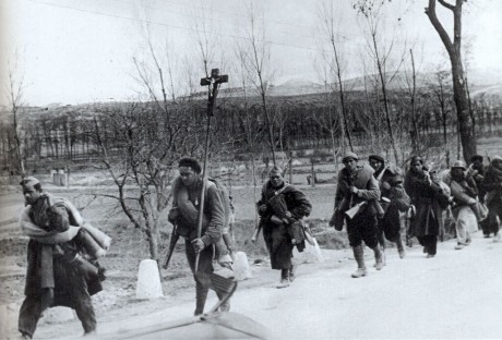 Propongo un nuevo tema en el foro que es la batalla de Teruel o la batalla del frio como bien dijera el 91