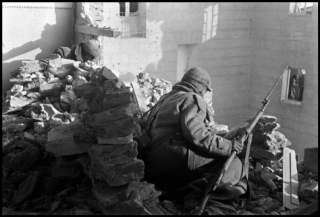 Propongo un nuevo tema en el foro que es la batalla de Teruel o la batalla del frio como bien dijera el 110