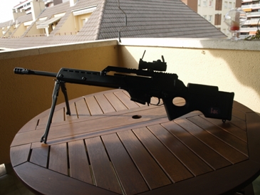 Hola!! tengo un hk sl-8,es un buen rifle(para mi un buen fusil)estoy disfrutando con su precision,tacto,en 100