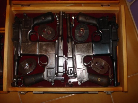 hola.os enseño algunas mauser c-96 de mi coleccion 31