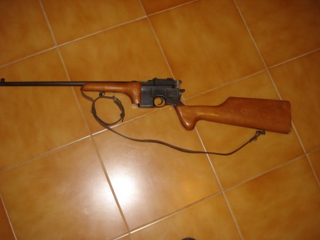 hola.os enseño algunas mauser c-96 de mi coleccion 60