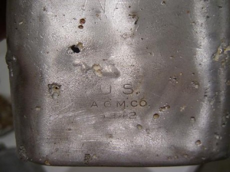 Vendo lote de material procedente de excavación en Alemania de la Segunda Guerra Mundial, compuesto por 01