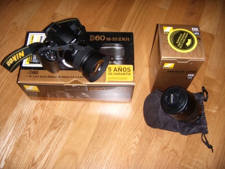 - Nikon D60, en perfecto estado, con garantía FINICON en vigor, objetivos AF-S DX Nikkor 18-55mm f/3.5-5.6G 01