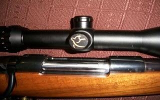 Hola compañeros, necesito vuestra ayuda. He comprado de segunda mano esta maravilla de rifle (se nota 11