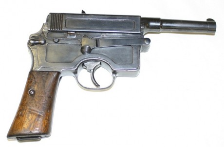 Hace unos días encontré por casualidad en una web extranjera un arma a la venta que hacía muchos años 121