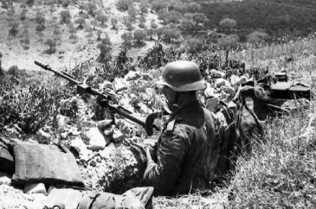 Hace unos días encontré por casualidad en una web extranjera un arma a la venta que hacía muchos años 30